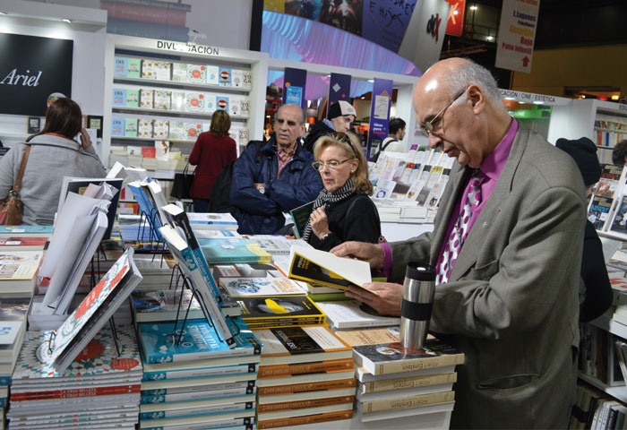 Gorosito visitó la Feria del Libro